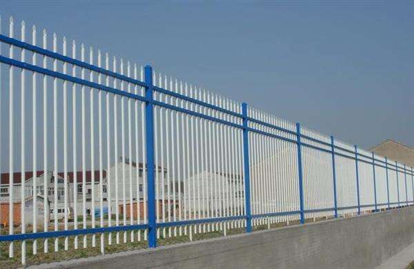 云南护栏网生产厂家生产的护栏网一般都有哪些作用