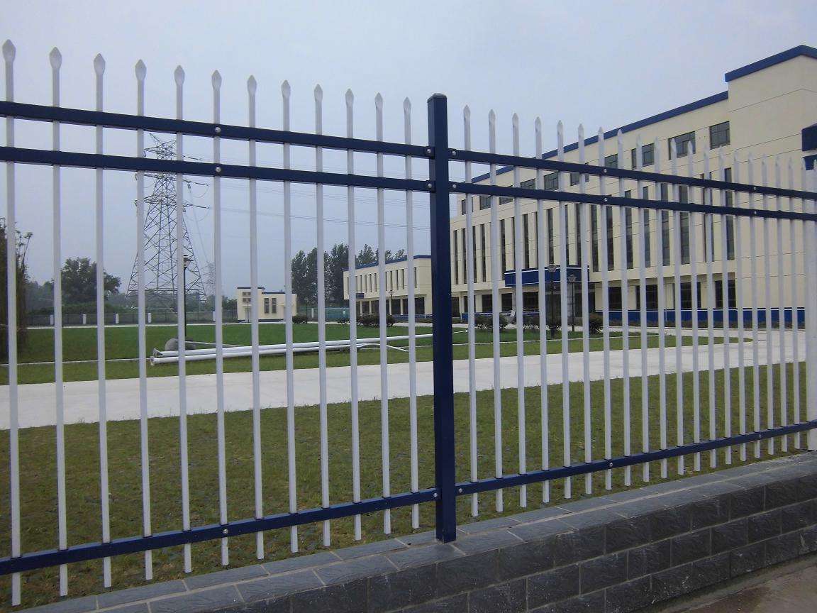 云南公路隔离护栏网安装时护栏网立柱安装质量怎样保证