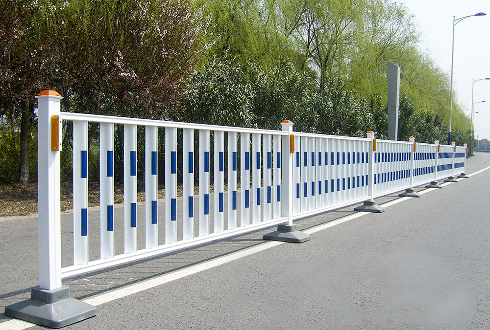 您知道公路护栏施工放线定位是什么样的吗？