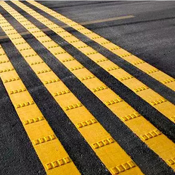 您知道视认性良好的道路交通标线有什么要求吗？