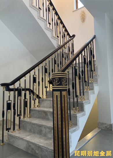 铜扶手楼梯与铝艺楼梯的区别是什么