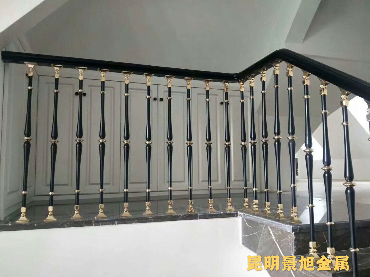 云南铜扶手楼梯的耐用与装饰作用不容小觑
