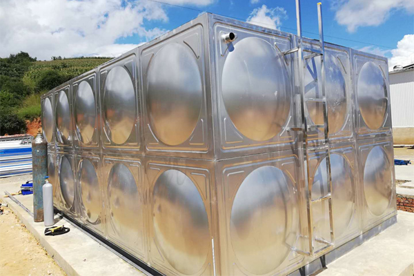 昆明小区不锈钢保温水箱在安装的过程中需要注意哪些问题?