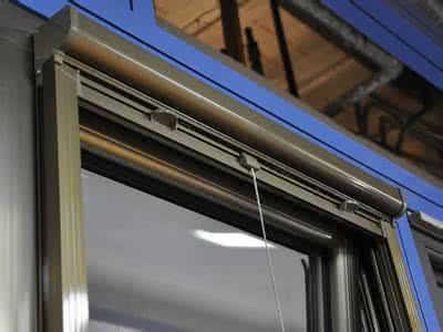 镀膜系列配套设备制作出来的断桥铝门窗具有很强的刚性