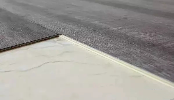 地砖看腻了？不妨换上让你眼前一亮的弹性塑胶地板！
