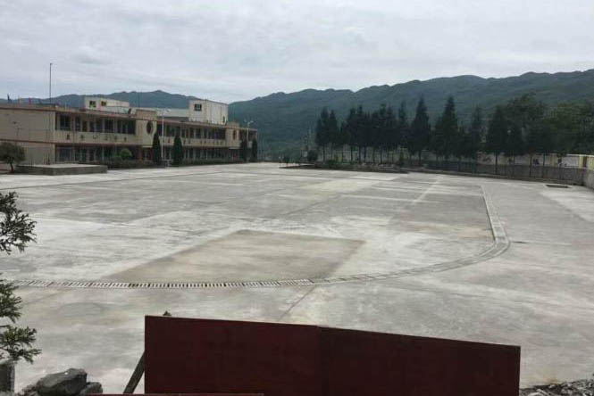 透氣型塑膠跑道