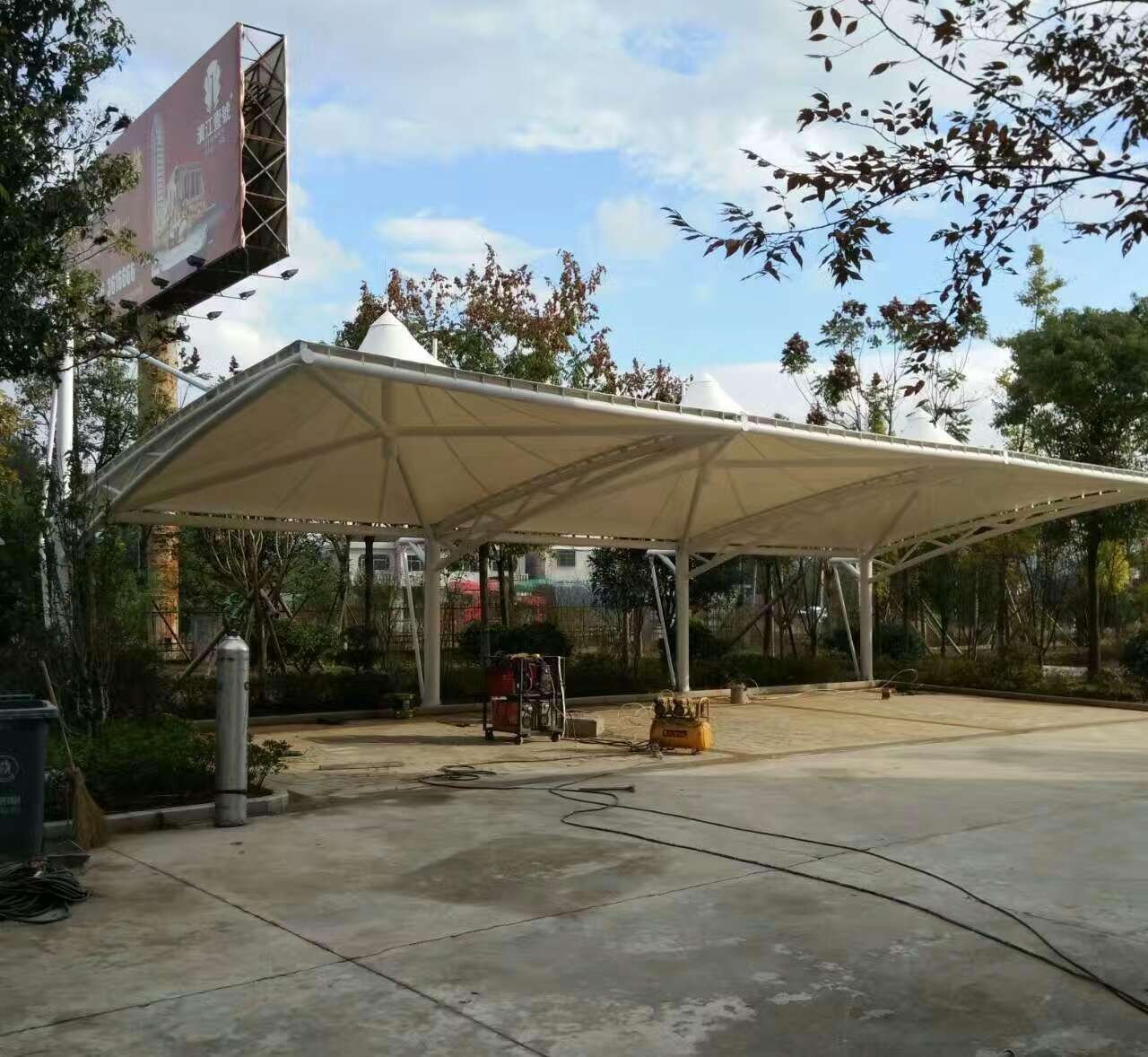 免费91视频入口候車遮陽棚