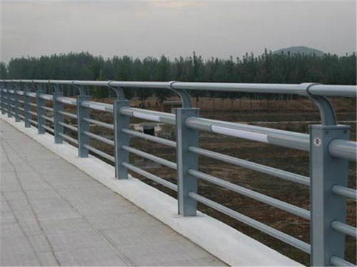 桥梁护栏的安装以及功能都有哪些