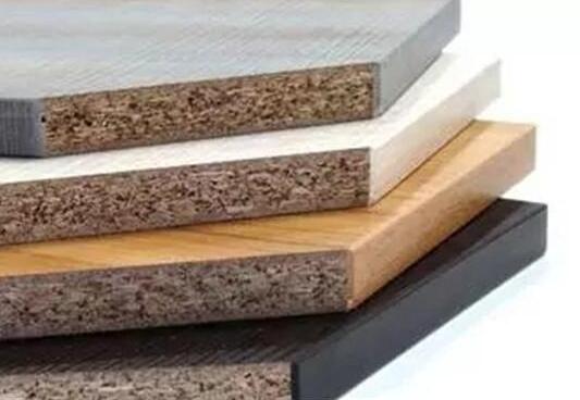 实木颗粒板的雕刻加工方法