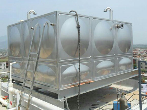 甘肃兰盛不锈钢水箱与普通水箱的区别及优劣分析