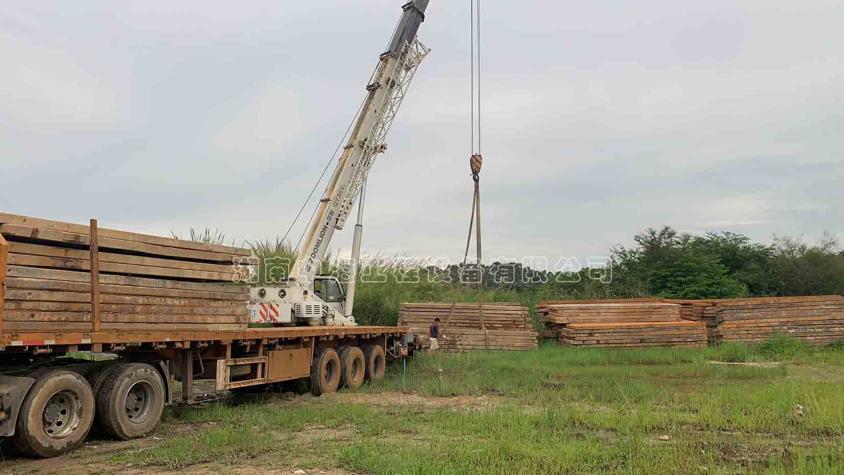 吉安上饶抚州赣州为避免事故不平整的铺路钢板需要进行切割处置