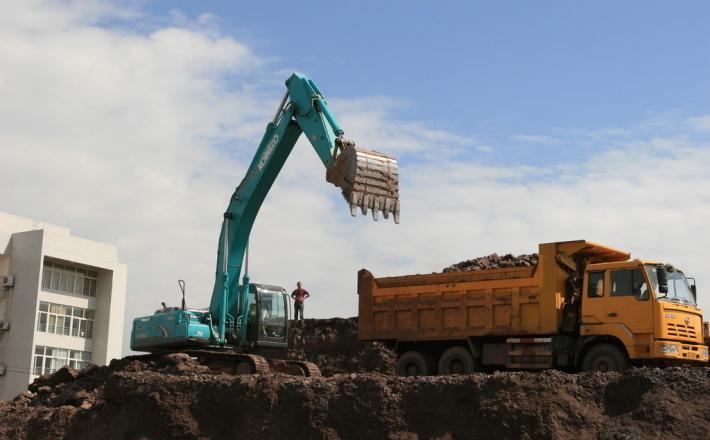 云南昆明神鋼挖機專業維修服務站分享挖掘機日常維修與保養方法