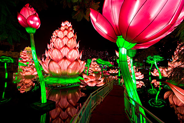 吉林河灯节近期开幕游客可近距离欣赏