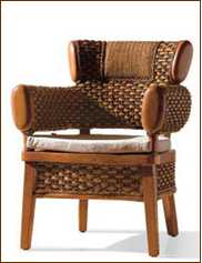 云南昆明藤木椅子批发跟你分享藤是椅适合老年人座的椅子