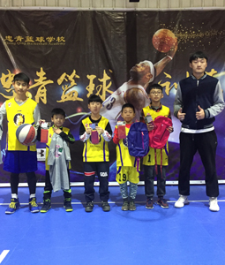 西安青少年篮球培训班投篮手型练习教学