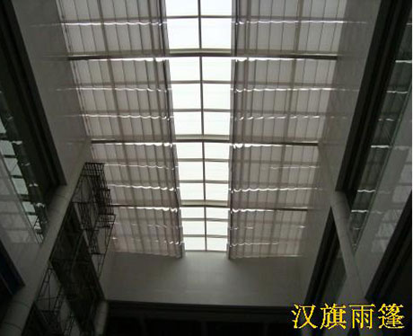 河南郑州顶帘天窗遮阳帘厂家为你讲诉家居窗帘的选择有那些技巧