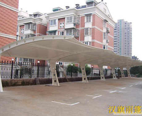 河南洛阳别墅汽车车棚设计安装公司带您了解膜结构停车棚的特点
