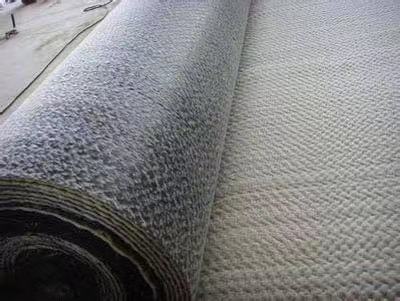 膨润土防水毯能应对结构复杂表面防水吗