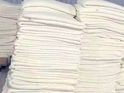 新疆乌鲁木齐棉被褥厂家