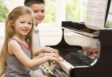 安阳乐器班送给参与钢琴比赛的孩子的建议