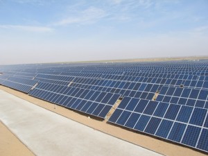乌鲁木齐太阳能发电设备厂如何解决给水管道的防腐和保温问题