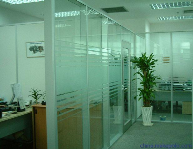 新疆玻璃隔断公司提示选择高隔间要从实际出发