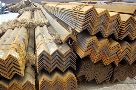 揭橥新疆方矩管厂家的镀锌角钢表面为什么会粗糙?