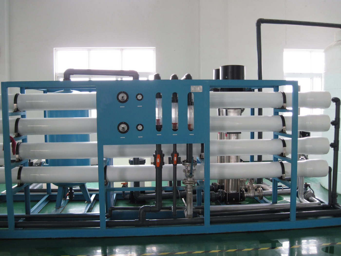 新疆反渗透水处理设备厂家提供工业企业的水处理设备起到了关键作用