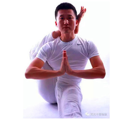 新疆专业瑜伽教练培训公司教你一秒变高手