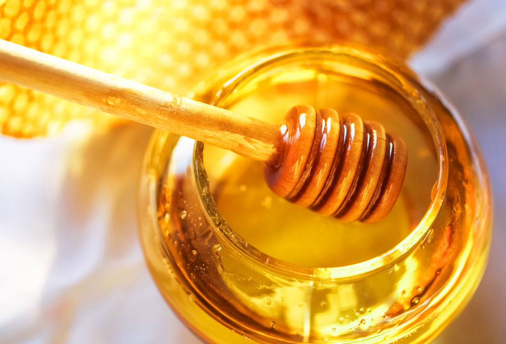 秋季养生如何选择好的蜂蜜不同蜂蜜的保健功效