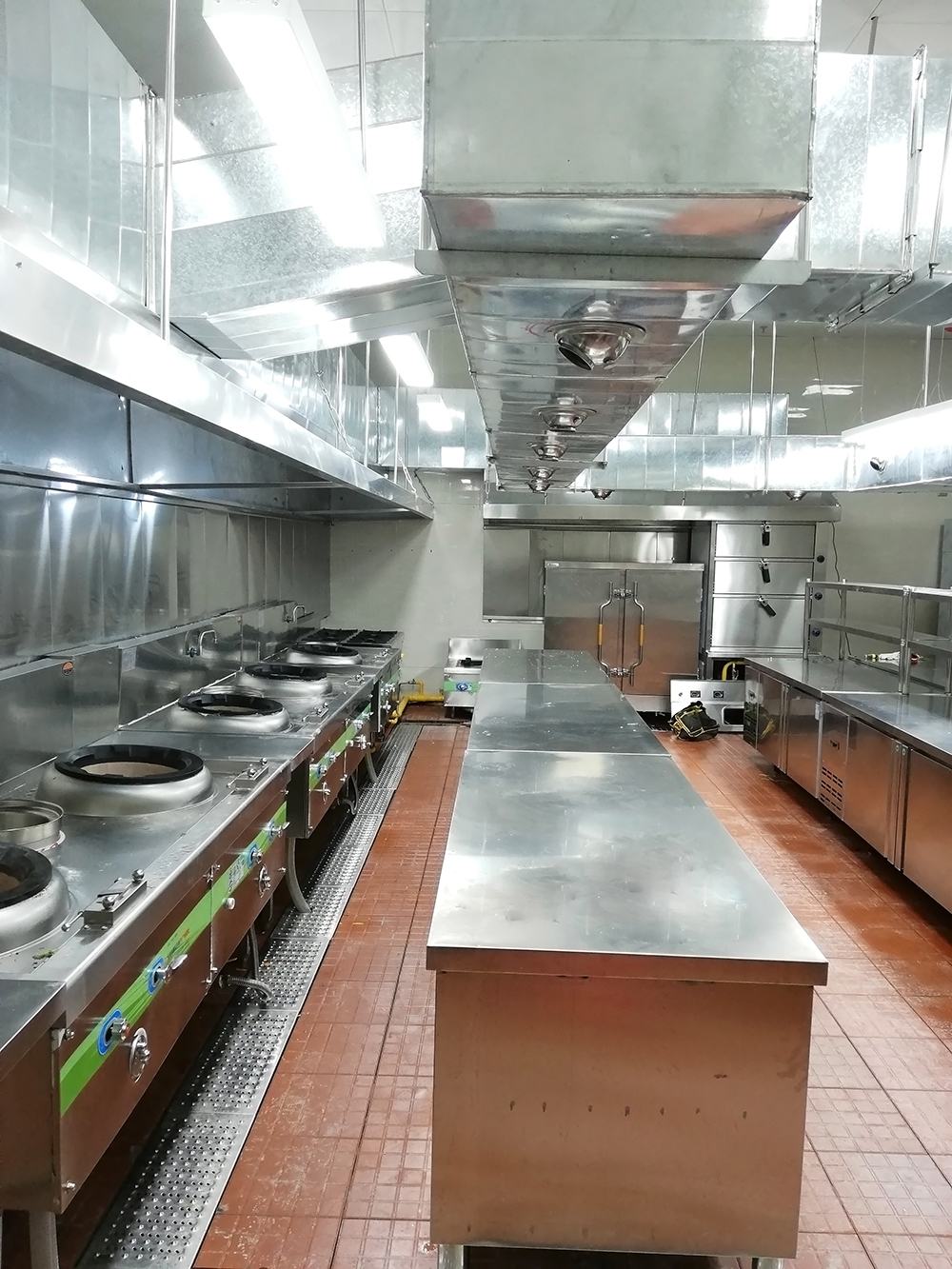 江西厨房设备安装施工的注意事项