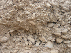 林州最专业片石矿粉在沥青混凝土所起到的作用举足轻重