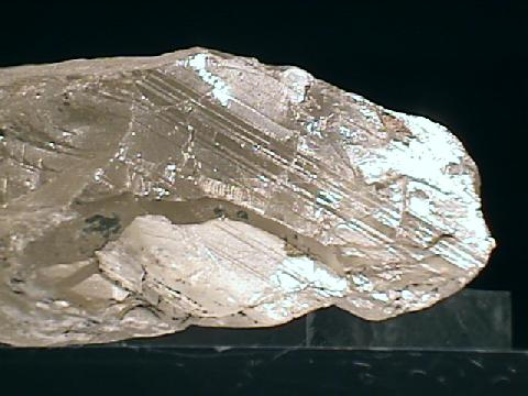 鹤壁市最优质的矿石淇县沧磊石料厂含铜量最高的矿石和一般矿石区别