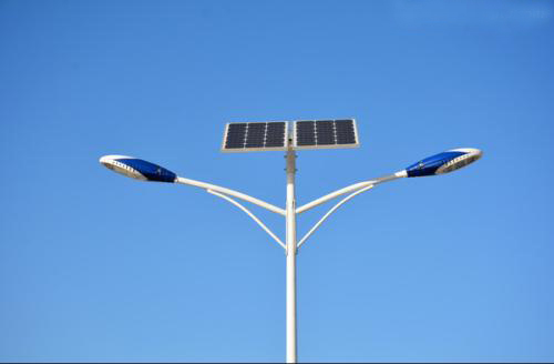 江西太阳能路灯控制器怎么防水？