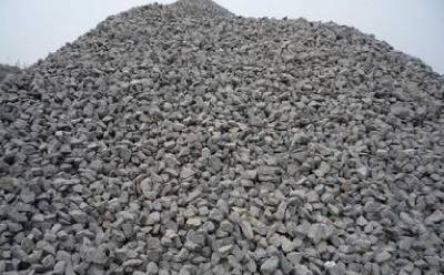 石灰石制砂机厂家讲解什么样的石料更受人欢迎