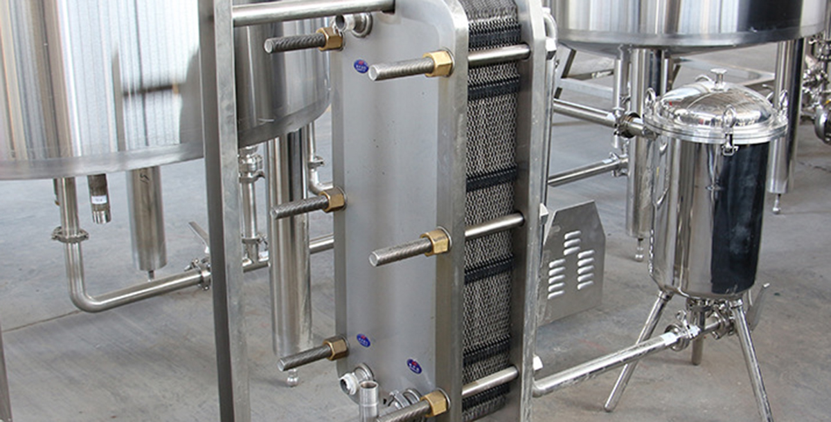 自酿啤酒设备酿制啤酒时水是不可少的元素