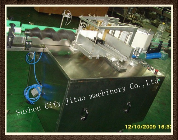 JTT系列全自动贴标机，苏州市吉拓机械有限公司专业制造。