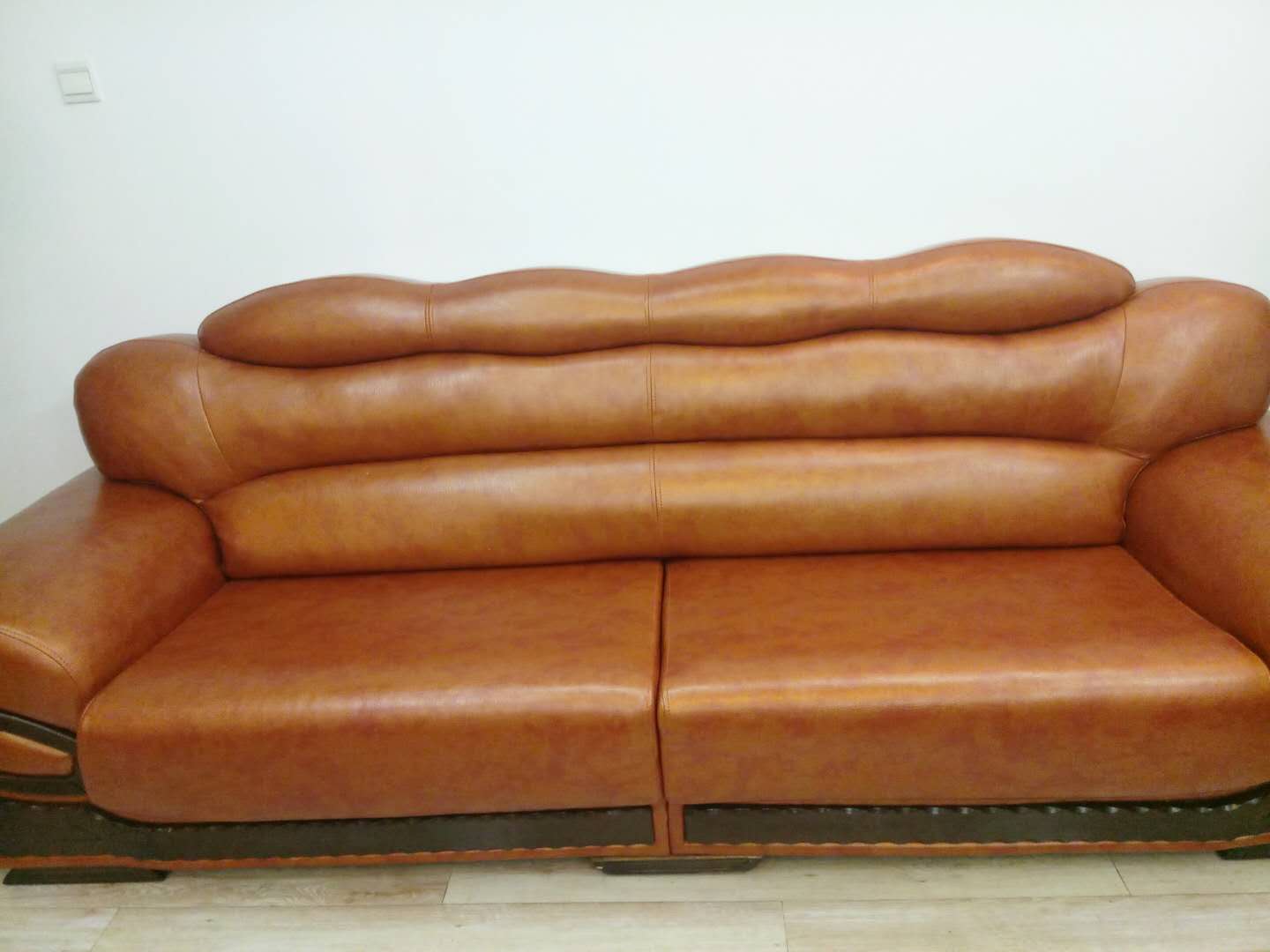 西安维修沙发——如何分辨真假皮沙发