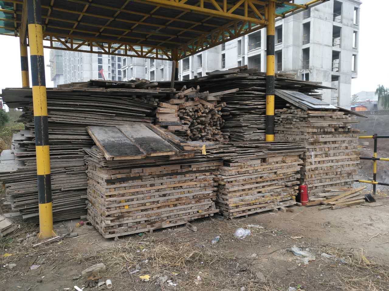 西安高价方木回收西安高价方木回收西安高价模板回收价格实惠欢迎来电