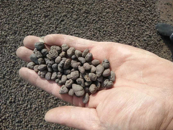 河北陶粒厂家告诉您鹅卵石和陶粒的有什么不同？