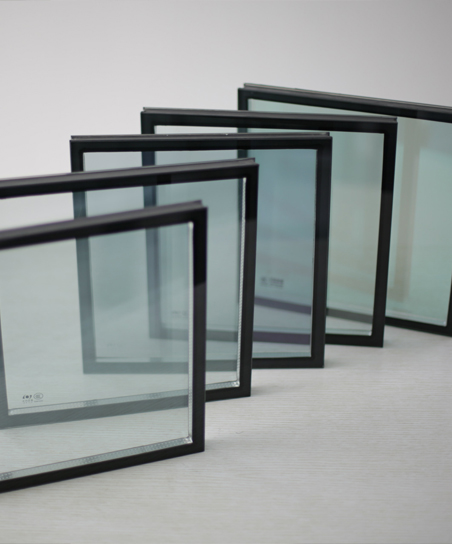 钢化玻璃和半钢化玻璃有什么区别？钢化玻璃制造商。