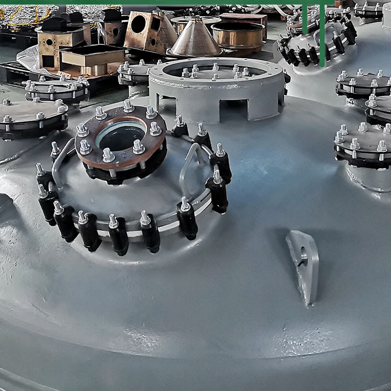 What are the advantages of spraying ETFE anti-corrosion coating on the head