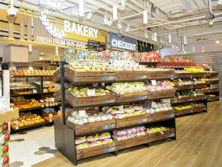 Why are the shelves of internet famous snack shops so popular