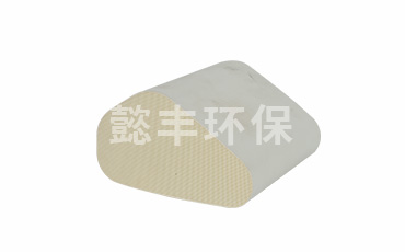 Honeycomb ceramic carrier 9