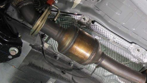 Automobile exhaust gas catalytic converter what are the symptoms