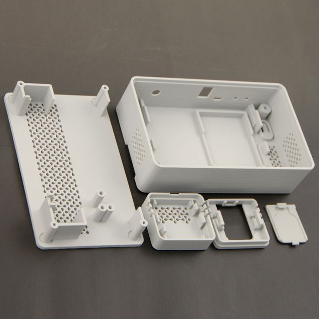 小批量定制复杂模型该选择3D打印工艺还是CNC加工?