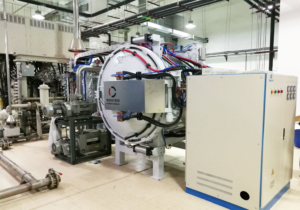 What is a degreasing sintering integrated furnace