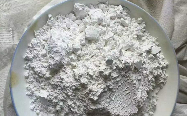 轻钙是什么材料制成的