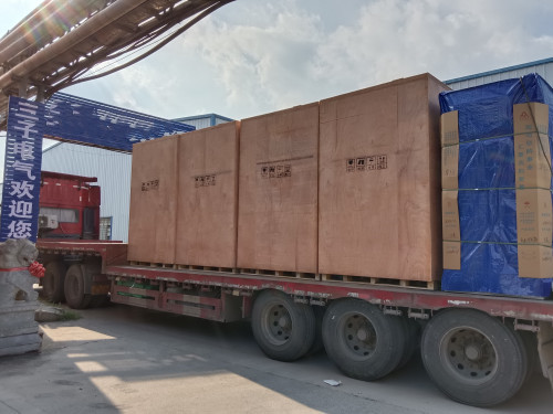 周末發(fā)貨忙不停~高壓固態(tài)軟起動柜、電容補償柜、高壓開關柜、高壓繞線式液阻柜一批發(fā)往江蘇