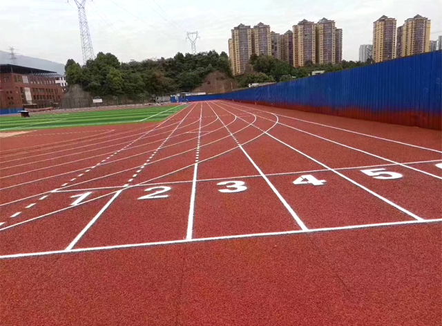 雲南塑膠跑道廠家,昆明塑膠跑道廠家_雲南聚兆建築安裝工程有限公司